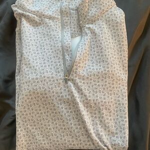 Lightweight Peter Millar men’s pullover, great condition!